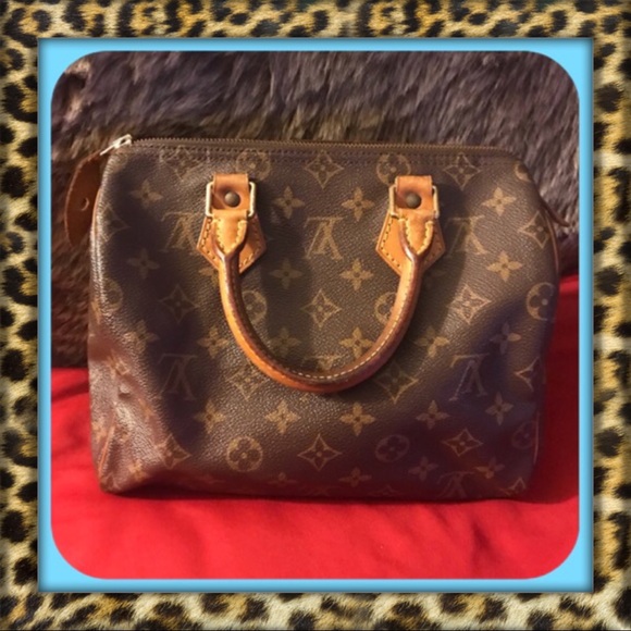 Louis Vuitton Handbags - AUTHENTIC Monogram Speedy 25